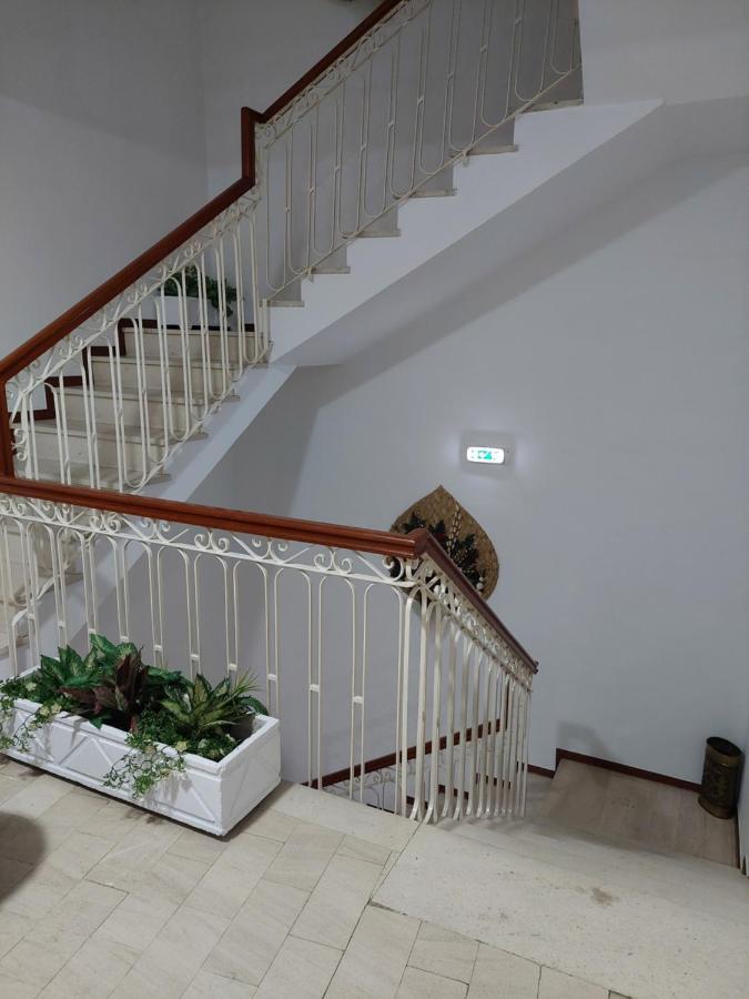 Bed and Breakfast Residencial Real - Antiga Rosas à Vila Real Extérieur photo