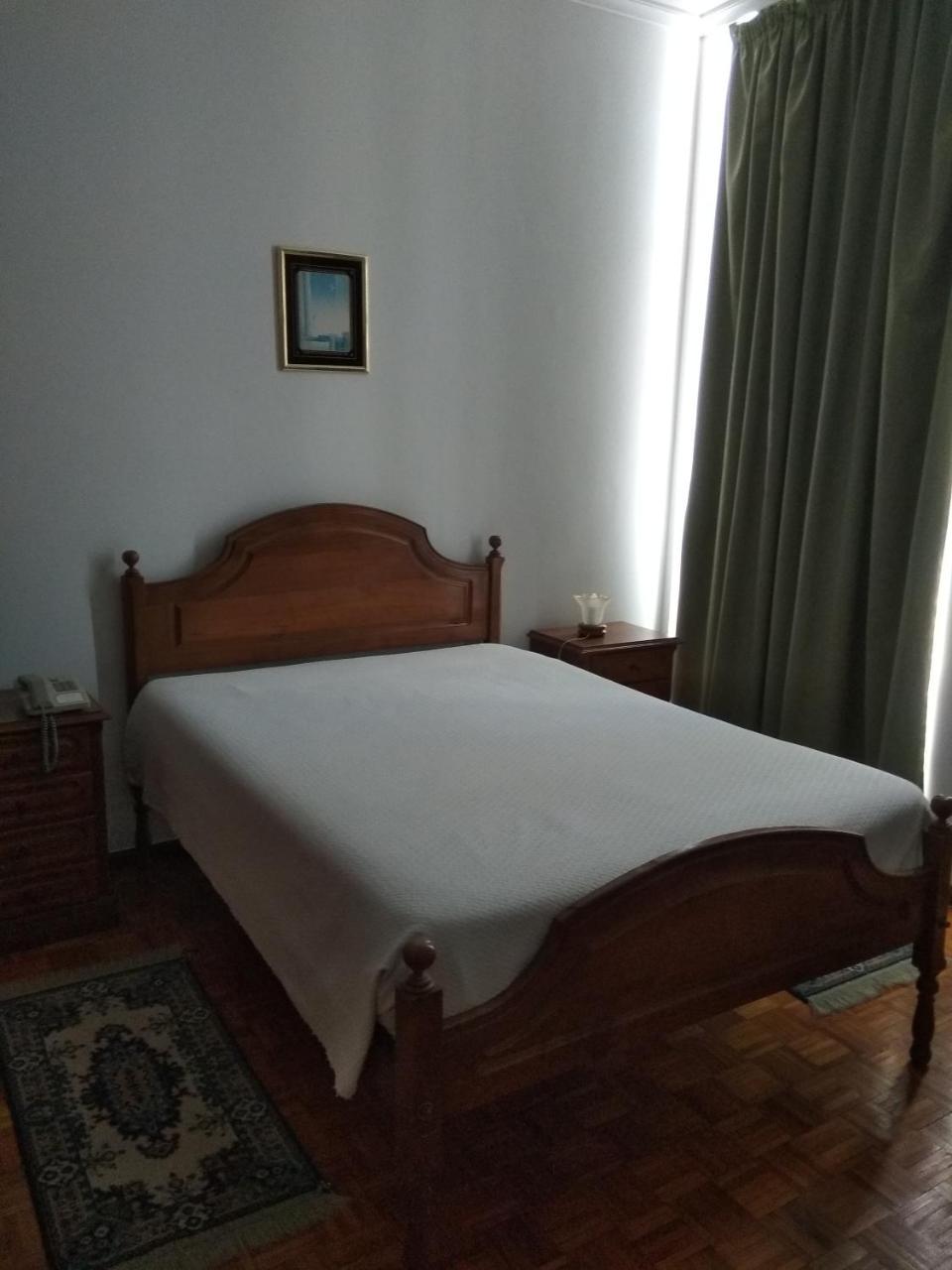 Bed and Breakfast Residencial Real - Antiga Rosas à Vila Real Extérieur photo